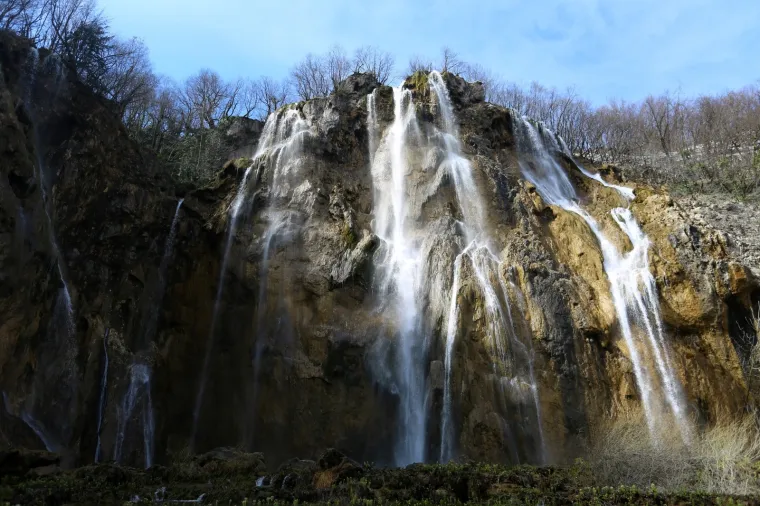Idila na Plitvicama! U najljep&scaron;em nacionalnom parku pao je snijeg