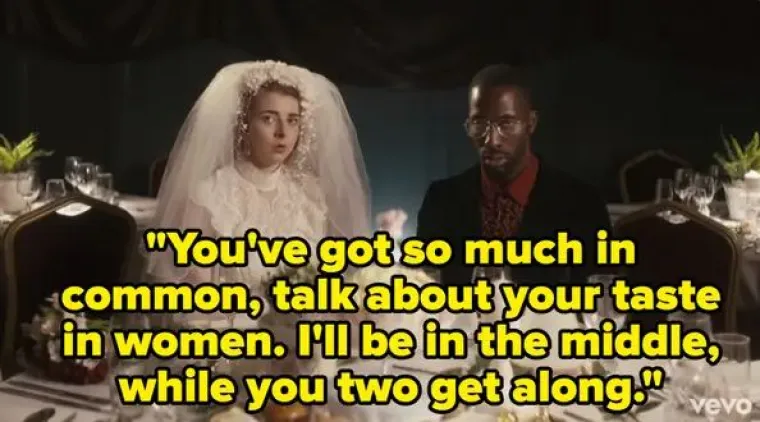 Dodie, "In the Middle"