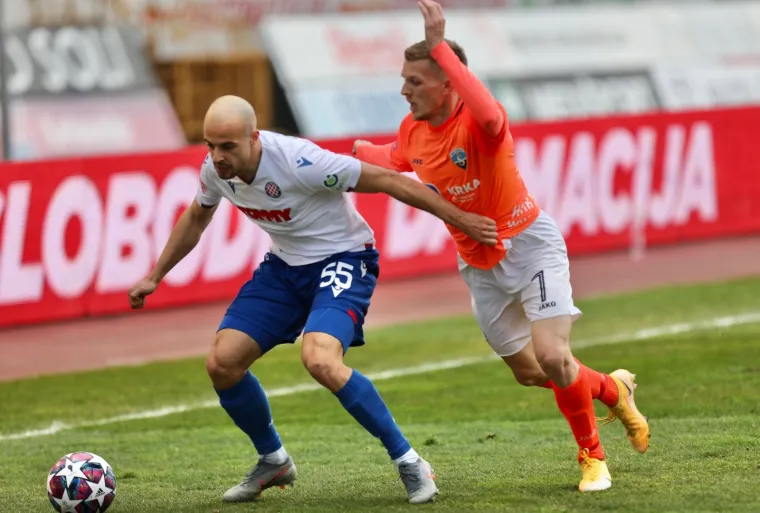 HAJDUK - &Scaron;IBENIK: Pogledajte kako je izgledala velika borba na Poljudu