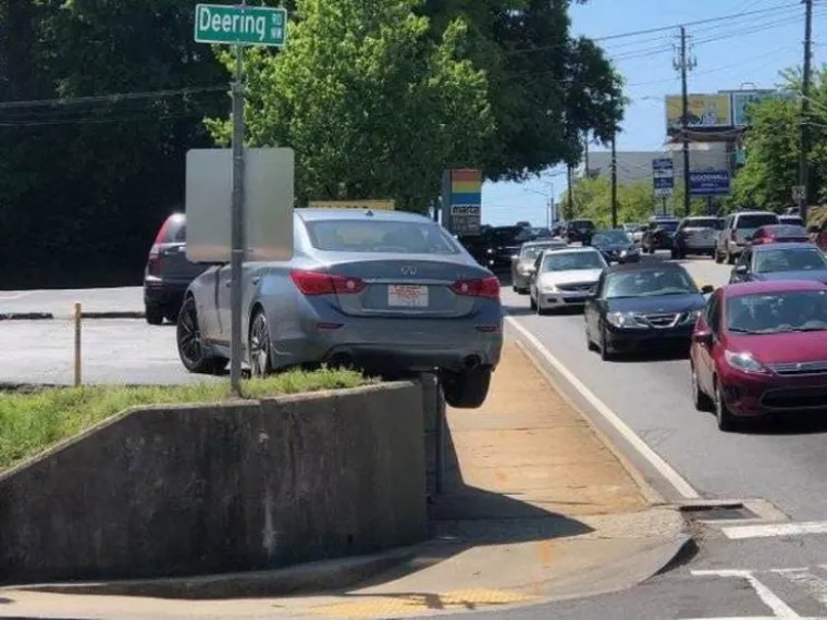 MOGLO JE I GORE? Vjerojatno, ali nije neka utjeha kad vam dan počne i zavr&scaron;i ovakvim kolosalnim pehovima