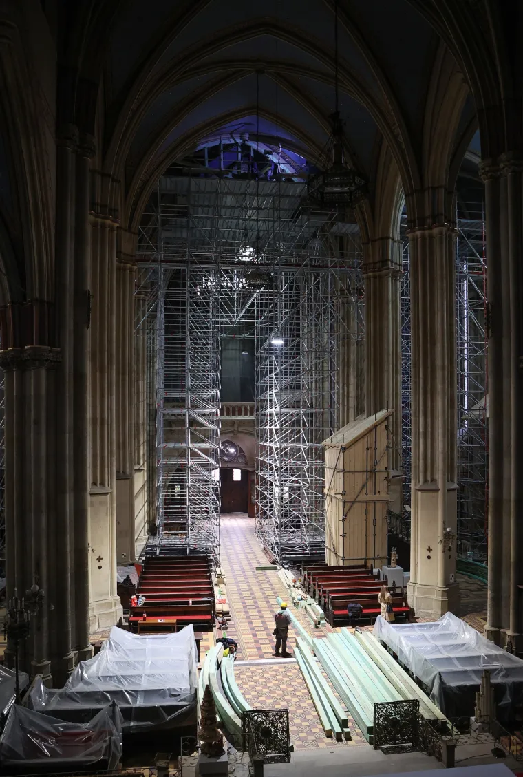 Vijest da je uni&scaron;ten toranj odjeknula je zemljom: Ovo je katedrala godinu dana nakon potresa