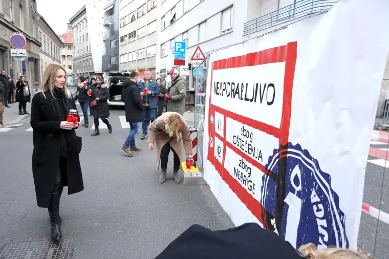 'NEDOPUSTIVO JE DA ZAGREB STOJI GOTOVO NETAKNUT': Godinu dana nakon potresa zapaljene svijeće za 'sve žrtve zakona o obnovi'