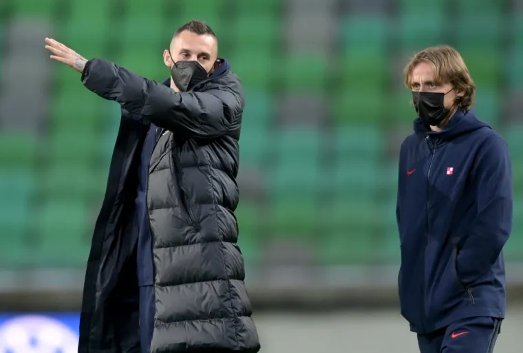 VATRENI OTVORILI KVALIFIKACIJE ZA SP: Zavirite u galeriju i osjetite da&scaron;ak atmosfere iz Ljubljane