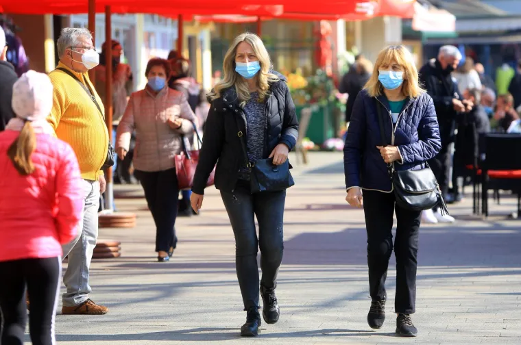Nove mjere za Karlovačku županiju: Maske obavezne i na otvorenom