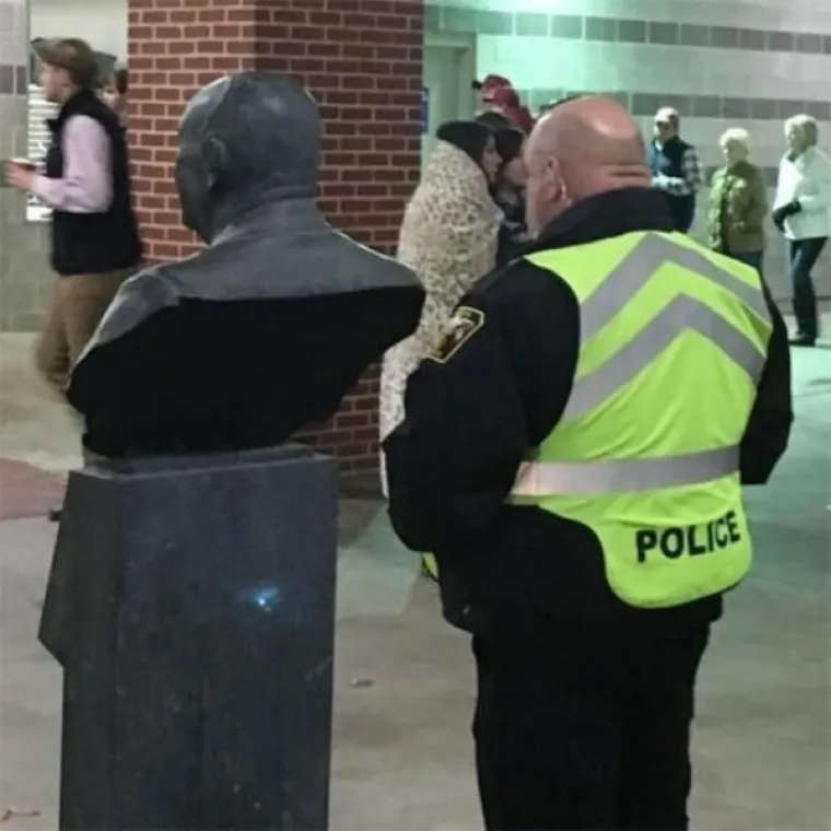 ONO KAD ŽIVOT IMITIRA UMJETNOST: Snimili su bizarne prizore u koje bi inače bilo te&scaron;ko povjerovati