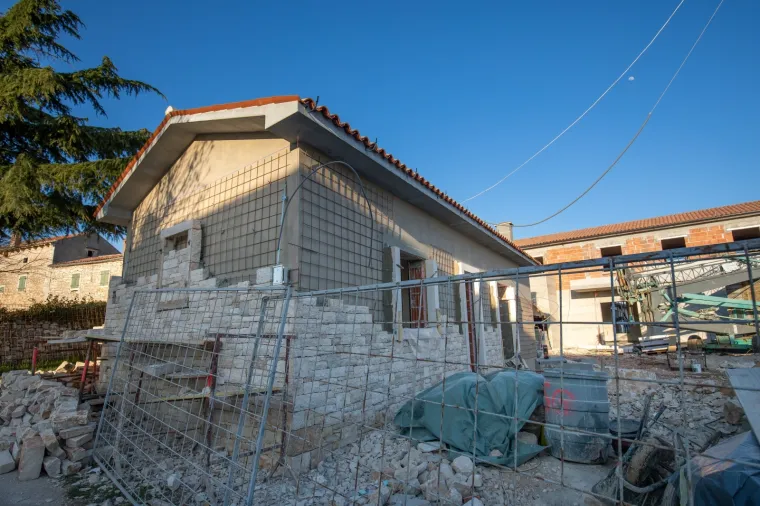 Horvatinčić odgađa odlazak u zatvor zbog bolesti, a u Istri gradi vile s bazenom