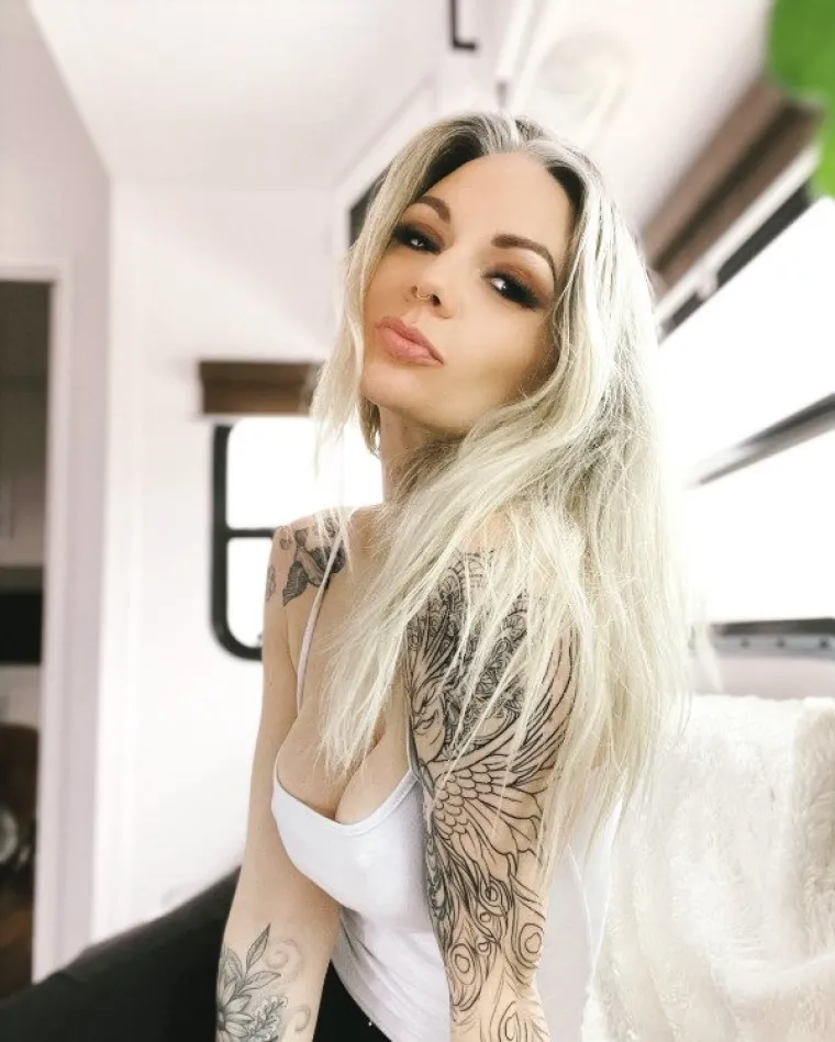 POKAZALE KAKO SU UKRASILE SVOJE OBLINE: A iz toga bi se dalo zaključiti i da im ne smeta malo bola