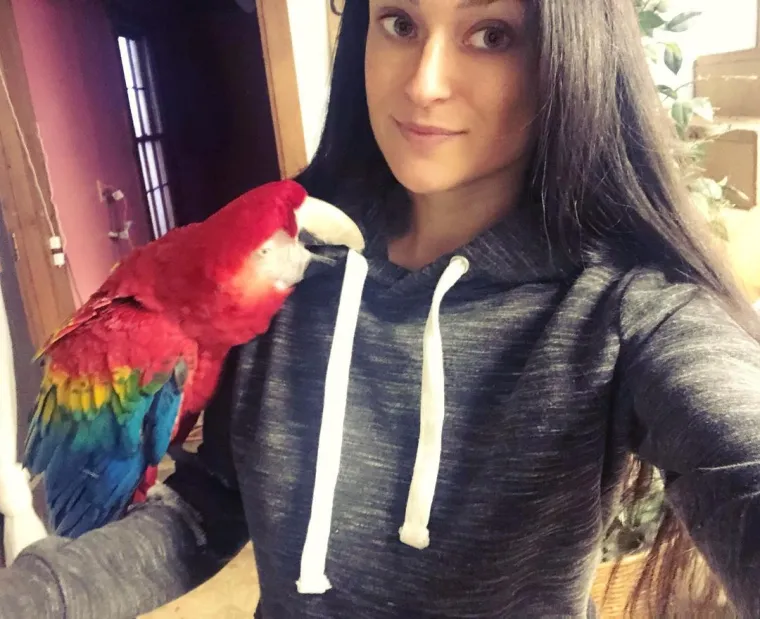 PRIZNAJTE, I VI ŽELITE OVAJ POSAO: Prodala je kuću i život posvetila životinjama. Ima ih već skoro 200, pogledajte taj raj!