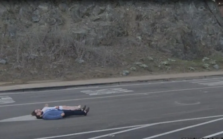 OD UMJETNOSTI DO NEVIĐENIH BIZARLUKA: Da je živa, Google Street kamera patila bi od PTSP-a čega se sve nagledala