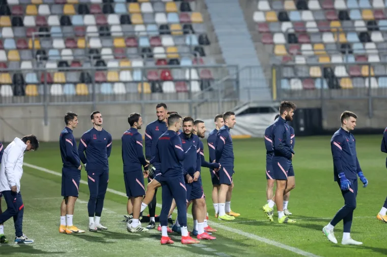 VATRENI ODRADILI POSLJEDNJI TRENING PRED MALTU: Pogledajte kadrove s Rujevice