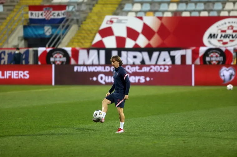 VATRENI ODRADILI POSLJEDNJI TRENING PRED MALTU: Pogledajte kadrove s Rujevice