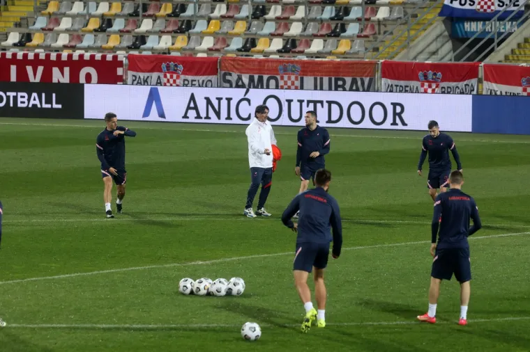 VATRENI ODRADILI POSLJEDNJI TRENING PRED MALTU: Pogledajte kadrove s Rujevice