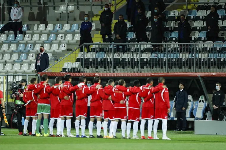 VATRENI U NIKAD VIĐENOM SASTAVU LOME MALTEŽANE: Pogledajte kako izgleda utakmica na Rujevici