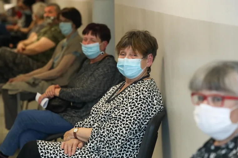 U Osijeku počelo organizirano cijepljenje na tri posebno organizirana punkta