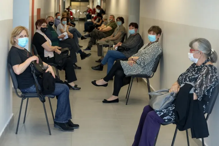 U Osijeku počelo organizirano cijepljenje na tri posebno organizirana punkta