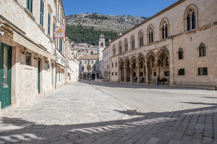Vrijeme prekrasno, a Dubrovnik potpuno pust