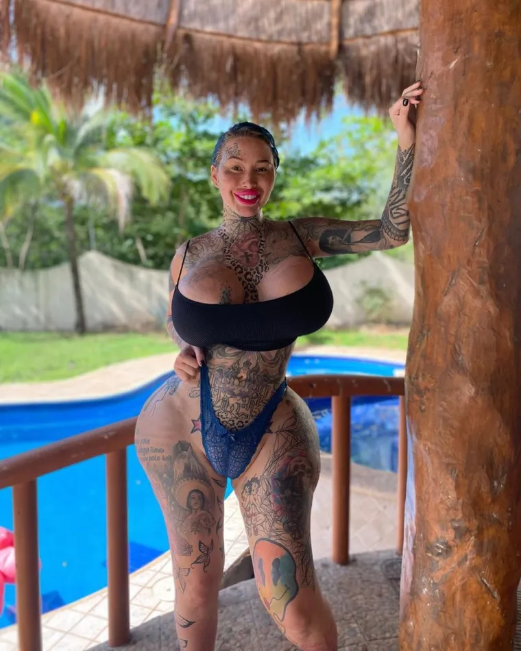 'PLASTIČNA PRINCEZA': Marija Magdalena bizarnim proporcijama &scaron;okirala mase, a sad tvrdi: 'Imat ću najdeblju vaginu na svijetu'