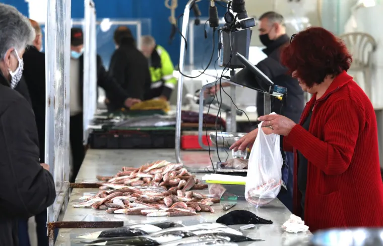 02.04.2021.,Sibenik-Na Veliki Petak ponuda ribe na sibenskoj ribarnici.
Photo: Dusko Jaramaz/PIXSELL