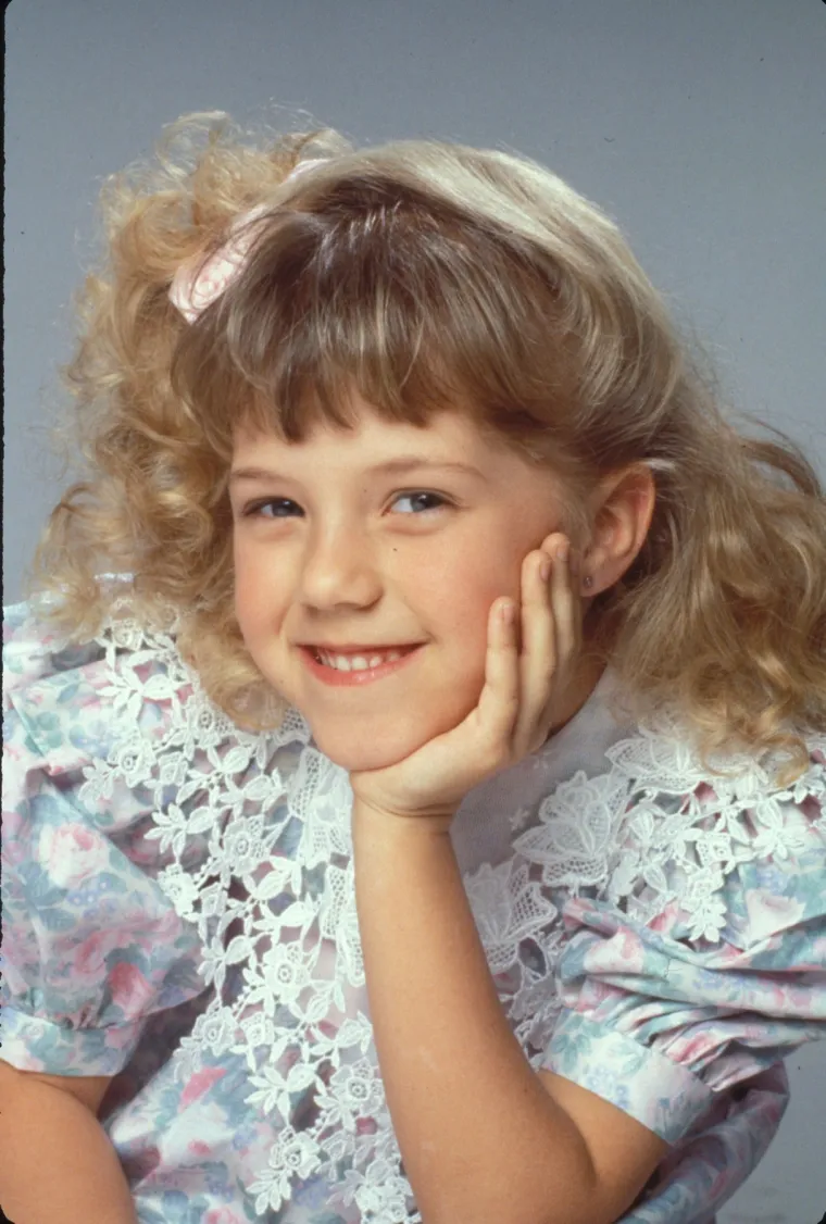 Jodie Sweetin, slatkica iz serije 'Puna kuća', tvrdi da se počela drogirati s 14 godina jer joj je bilo dosadno. Droge je konzumirala 15 godina, posebno ecstasy, metamfetamine i crack. Danas je obiteljska žena i pomaže ovisnicima u borbi s njihovim demonima.