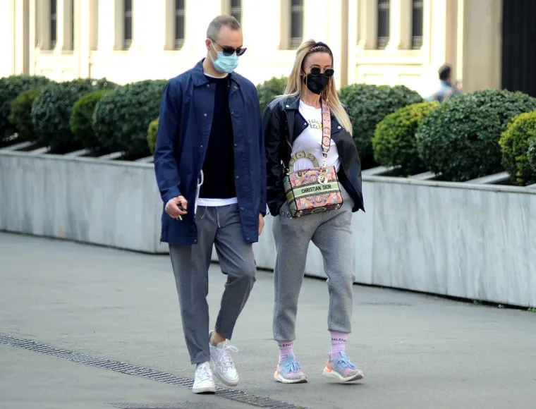 DILETTA U NEOBIČNOM IZDANJU PRO&Scaron;ETALA CENTROM GRADA: Jedan detalj odmah je svima zapeo za oko