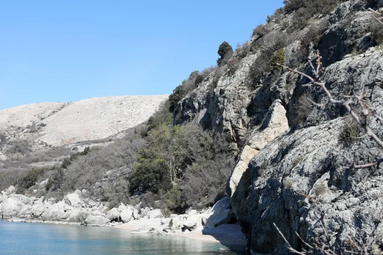 Ovo je mjesto prometne nesreće kod Stare Ba&scaron;ke u kojoj su poginula dvojica 18-godi&scaron;njaka