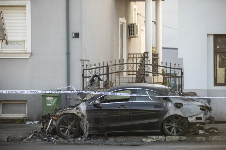 Probudila ih je buka jer je Mercedes na parkirali&scaron;tu gorio usred noći