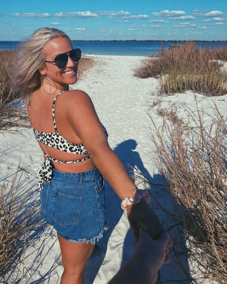 'GOVORILI SU DA IZGLEDAM KAO KIT': Vječna debeljuca smršavjela 76 kg i bez pardona se skinula u - seksi bikini