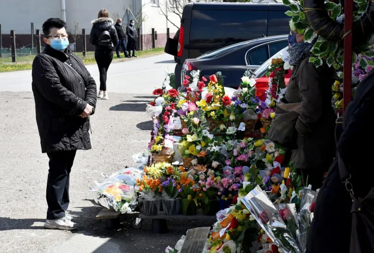 POGREB TRAGIČNO PREMINULE DJEVOJČICE: Tako mali mrtvački lijes te&scaron;ko koga neće dirnuti