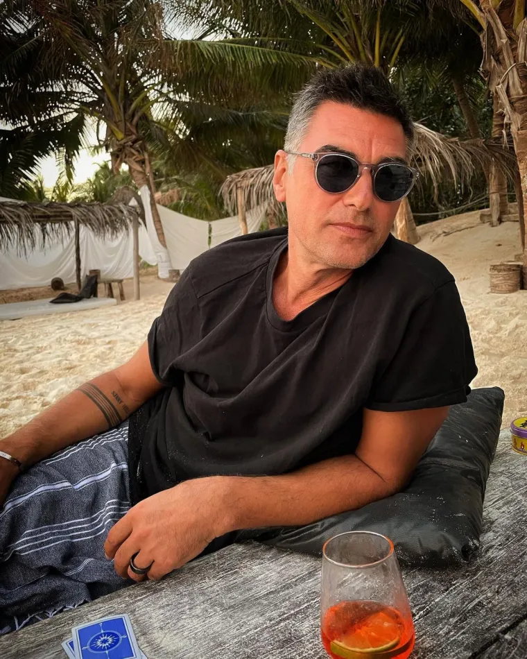 KOSOVSKI GEORGE CLOONEY: Internet poludio za tatom mlade pjevačice, nije ni čudo, pa pogledajte ga