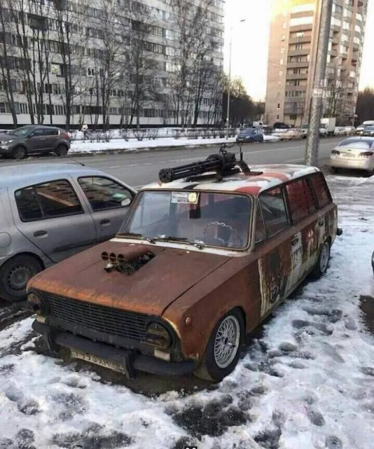 BIZARNI AUTI KOJIMA DEFINITIVNO NIJE MJESTO NA CESTAMA: Neki su &lsquo;uboli&rsquo; s preinakama, a drugi su jednostavno užasni