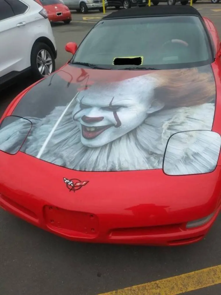 BIZARNI AUTI KOJIMA DEFINITIVNO NIJE MJESTO NA CESTAMA: Neki su &lsquo;uboli&rsquo; s preinakama, a drugi su jednostavno užasni