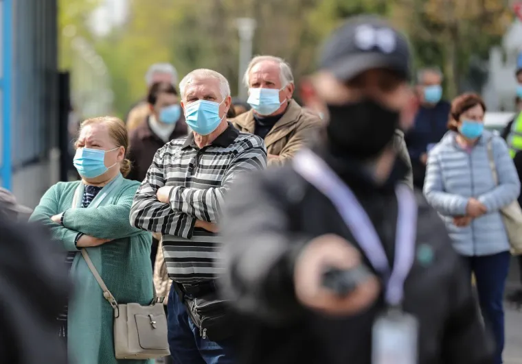 Na Velesajmu u Zagrebu ogromne gužve za cijepljenje protiv Covida-19