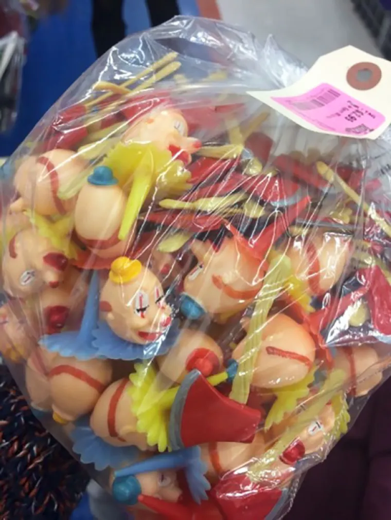 MALO JE REĆI BIZARNO: Bez pretjerivanja, nećete vjerovati &scaron;to su na&scaron;li na &scaron;tandovima