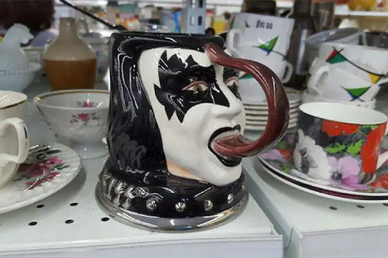 MALO JE REĆI BIZARNO: Bez pretjerivanja, nećete vjerovati &scaron;to su na&scaron;li na &scaron;tandovima