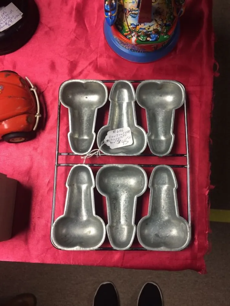 MALO JE REĆI BIZARNO: Bez pretjerivanja, nećete vjerovati &scaron;to su na&scaron;li na &scaron;tandovima