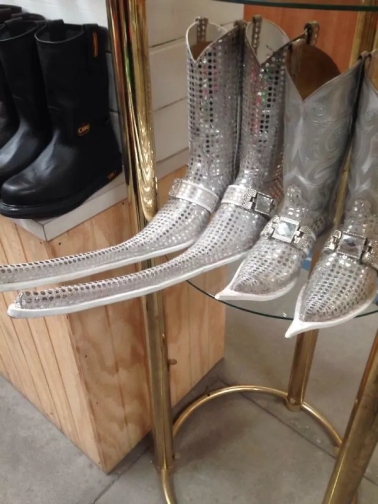 MALO JE REĆI BIZARNO: Bez pretjerivanja, nećete vjerovati &scaron;to su na&scaron;li na &scaron;tandovima