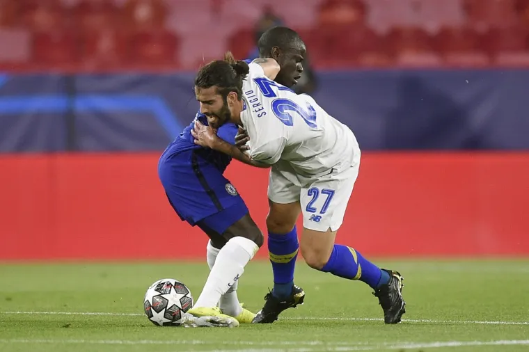 TKO LEŽI, NE BJEŽI: Ratnička utakmica Chelsea i Porta u Sevilli