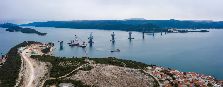 Stigle su nove fotografije Pelje&scaron;kog mosta! Pogledajte kako napreduje izgradnja