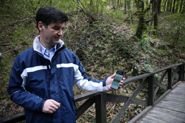 Zbog Jelene Pavičić Vukičević su na Sljeme nosili - TV. Pogledajte fotografije koje su postale hit na Twitteru