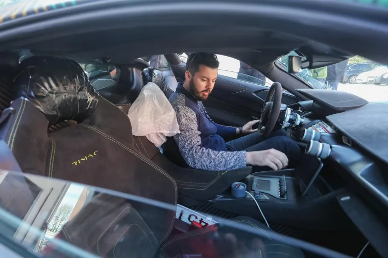 Predstavnici Grada Svete Nedelje i Rimac Automobila potpisali su ugovor o osnivanju prava građenja proizvodnog i istraživačko-razvojnog kampusa. Foto: Luka Stanzl/PIXSELL