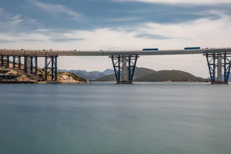 POGLEDAJTE OČARAVAJUĆE NOVE FOTOGRAFIJE PELJE&Scaron;KOG MOSTA: Nemoguće je ne biti ponosan na ovakvu ljepotu