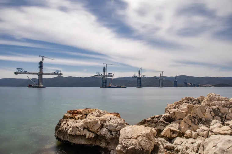 POGLEDAJTE OČARAVAJUĆE NOVE FOTOGRAFIJE PELJE&Scaron;KOG MOSTA: Nemoguće je ne biti ponosan na ovakvu ljepotu