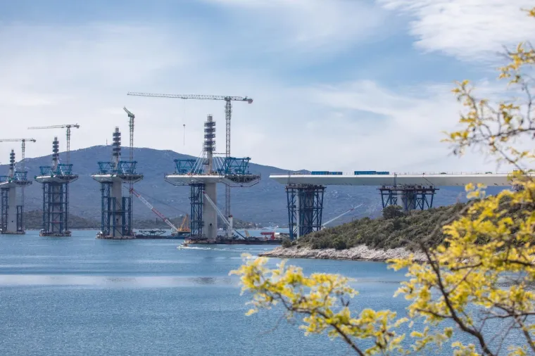 POGLEDAJTE OČARAVAJUĆE NOVE FOTOGRAFIJE PELJE&Scaron;KOG MOSTA: Nemoguće je ne biti ponosan na ovakvu ljepotu