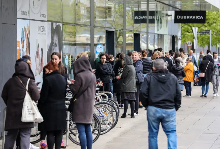 U zagrebačkom trgovačkom centru izbio požar