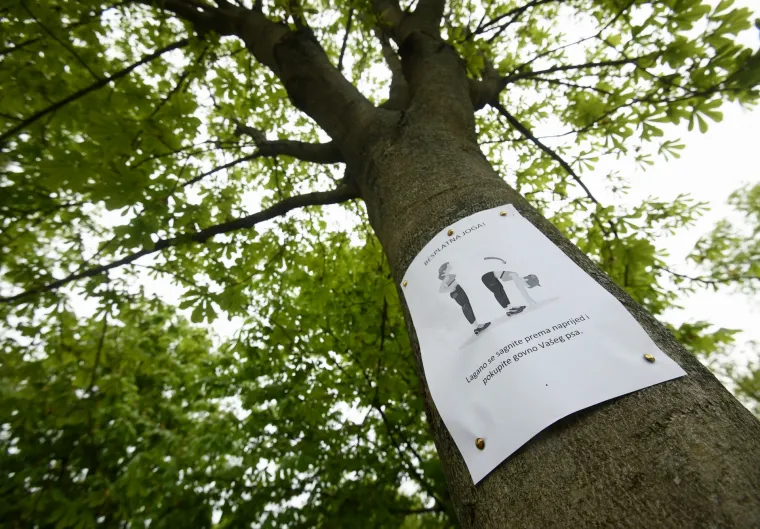 Učenje kroz &scaron;alu: Netko u Zagrebu poku&scaron;ava sugrađane natjerati da 'skupljaju' za svojim ljubimcima