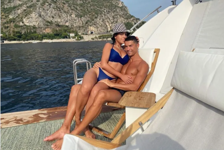 LJEP&Scaron;A STRANA SUPERLIGE: Georgina mami uzdahe gdje god se pojavi, ali ona i Ronaldo imaju tajnu koju ne žele otkriti