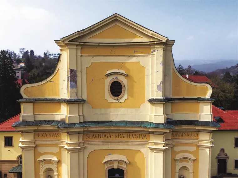 Crkva sv. Franje Ksaverskog u Zagrebu znatno o&scaron;tećena u jučera&scaron;njem potresu