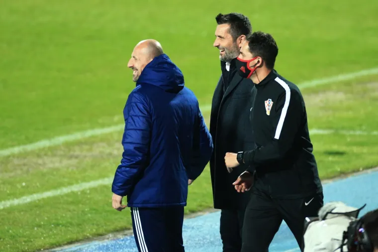 I NENO STARI, &Scaron;TO IMA KOD TEBE? Susret Bjelice i Krznara, a samo pogledajte jedan detalj s terena