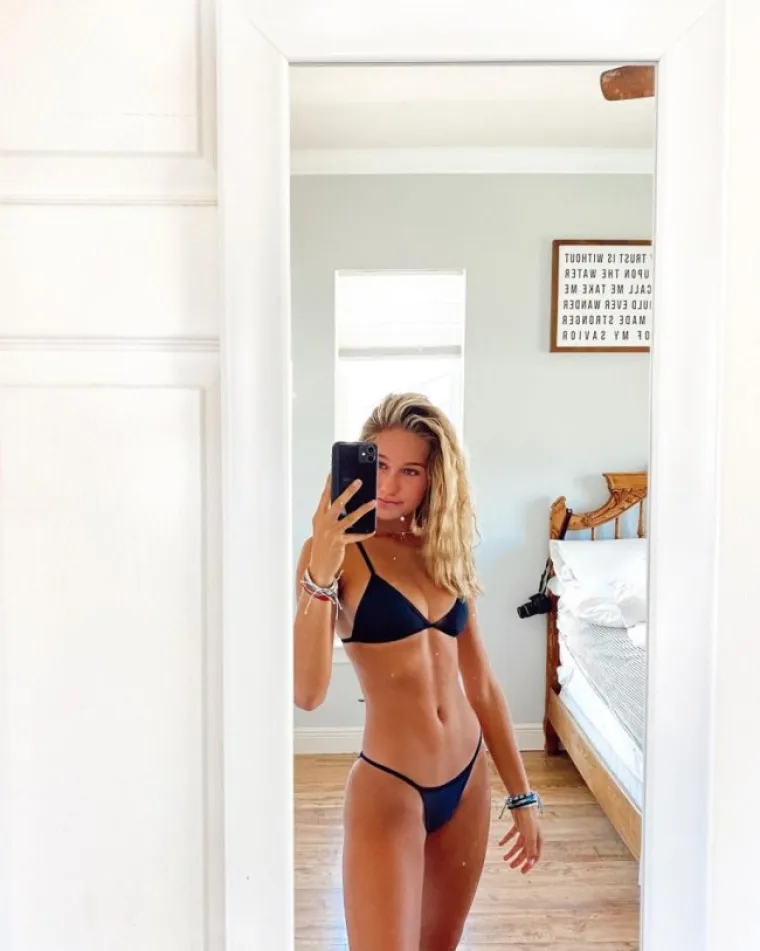 PRED OGLEDALOM POKAZALE ČIME RASPOLAŽU: Sada su svi ljubomorni na njihove partnere, jasno je i za&scaron;to