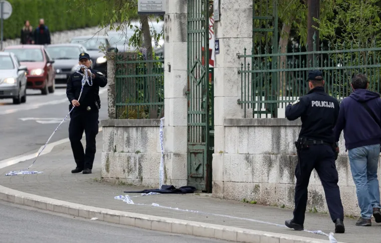 Ostavljen 'zvončić' ispred &scaron;ibenskog SDP-a! 'Radi se o zaostalom minsko-eksplozivnom sredstvu iz Domovinskog rata'